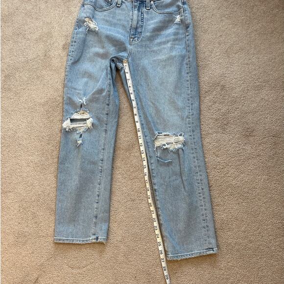 Madewell The Curvy Mom Jean Size 26 Light Wash Straight Distressed High Rise - Picture 8 of 8